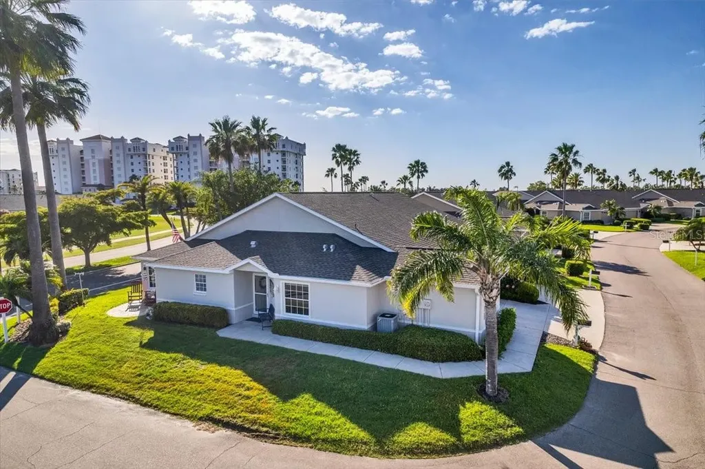 2903 Fiddlers Bend Palmetto FL 34221