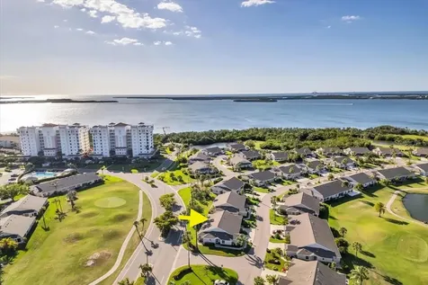 2903 Fiddlers Bend Palmetto FL 34221