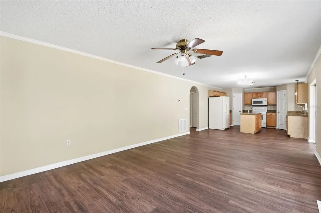 12916 Parkington Drive Gibsonton FL 33534