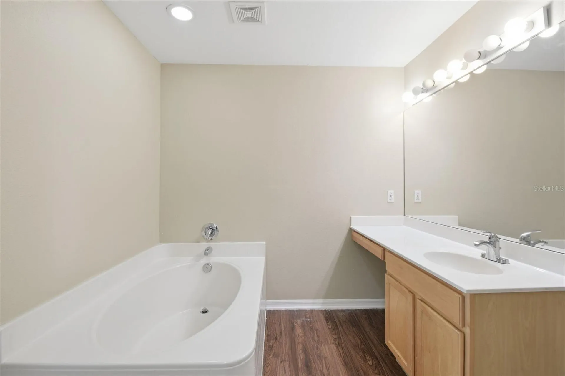 12916 Parkington Drive Gibsonton FL 33534