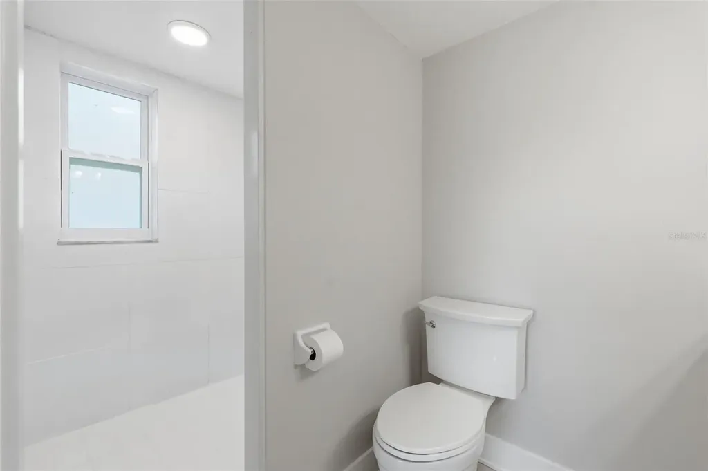 9278 78th Place Seminole FL 33777