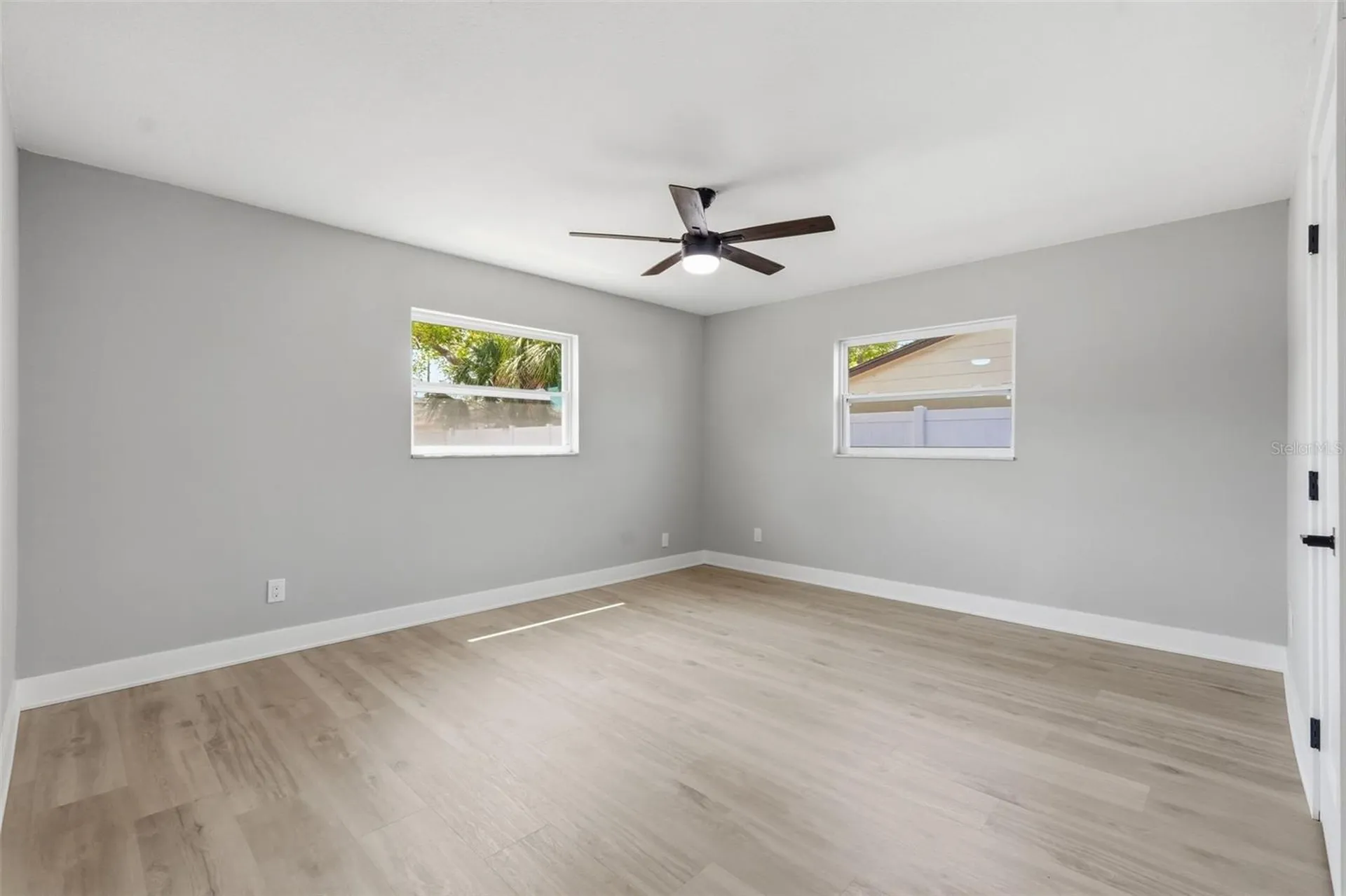 9278 78th Place Seminole FL 33777