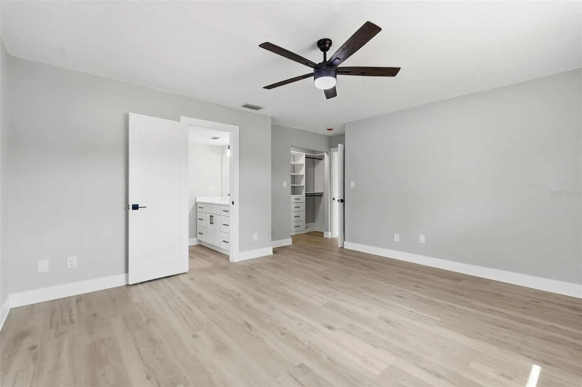9278 78th Place Seminole FL 33777