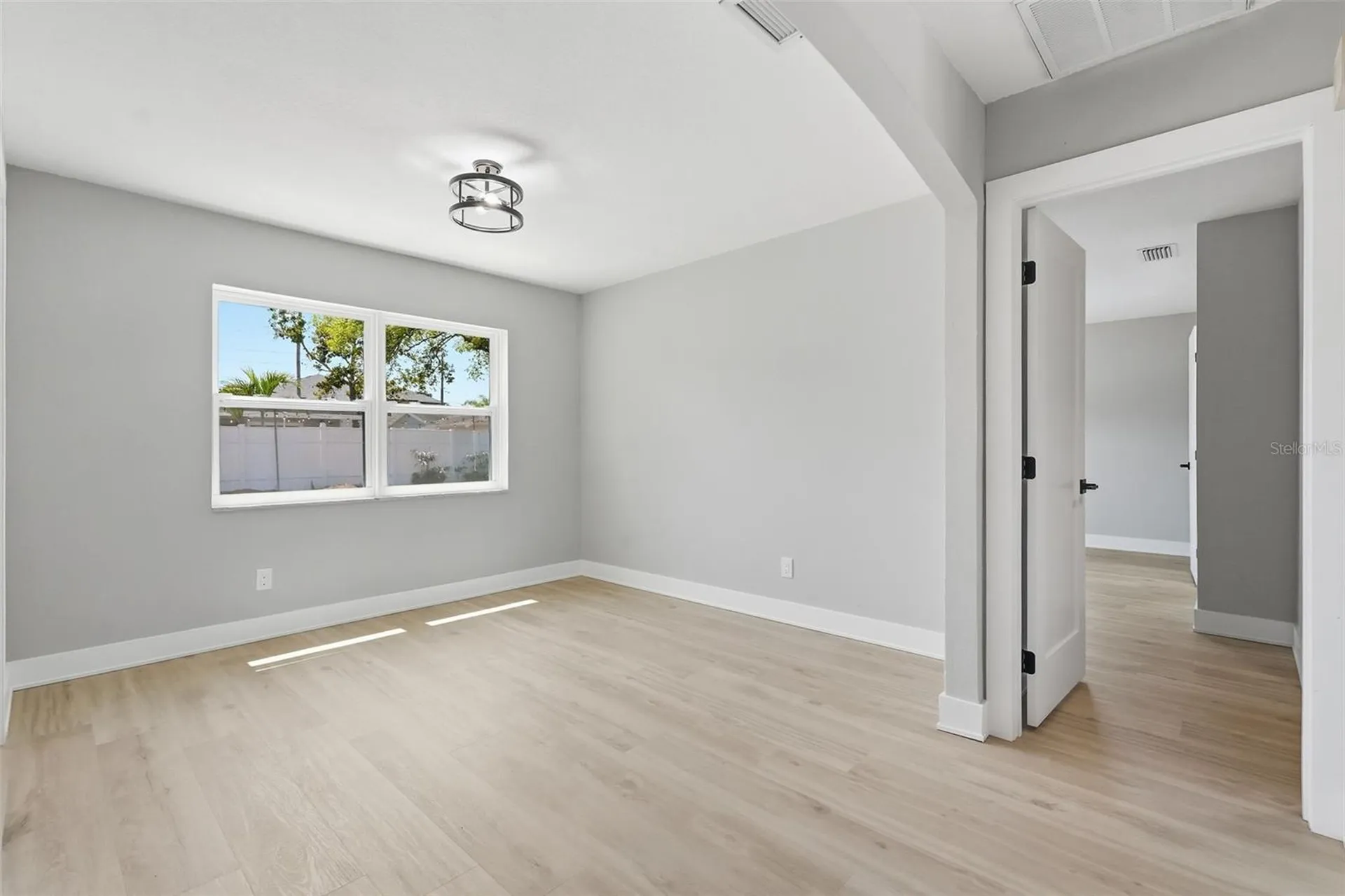 9278 78th Place Seminole FL 33777