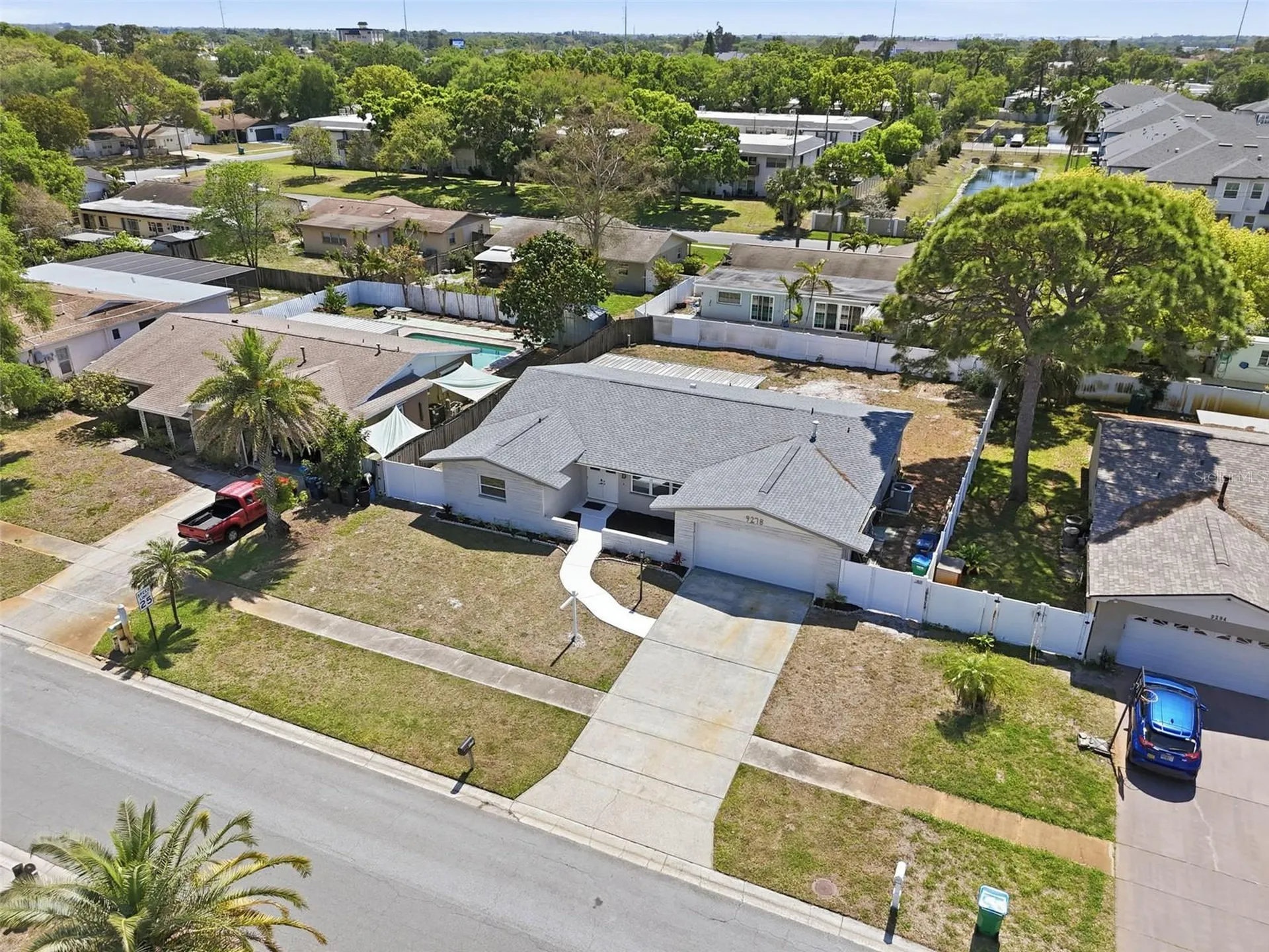 9278 78th Place Seminole FL 33777