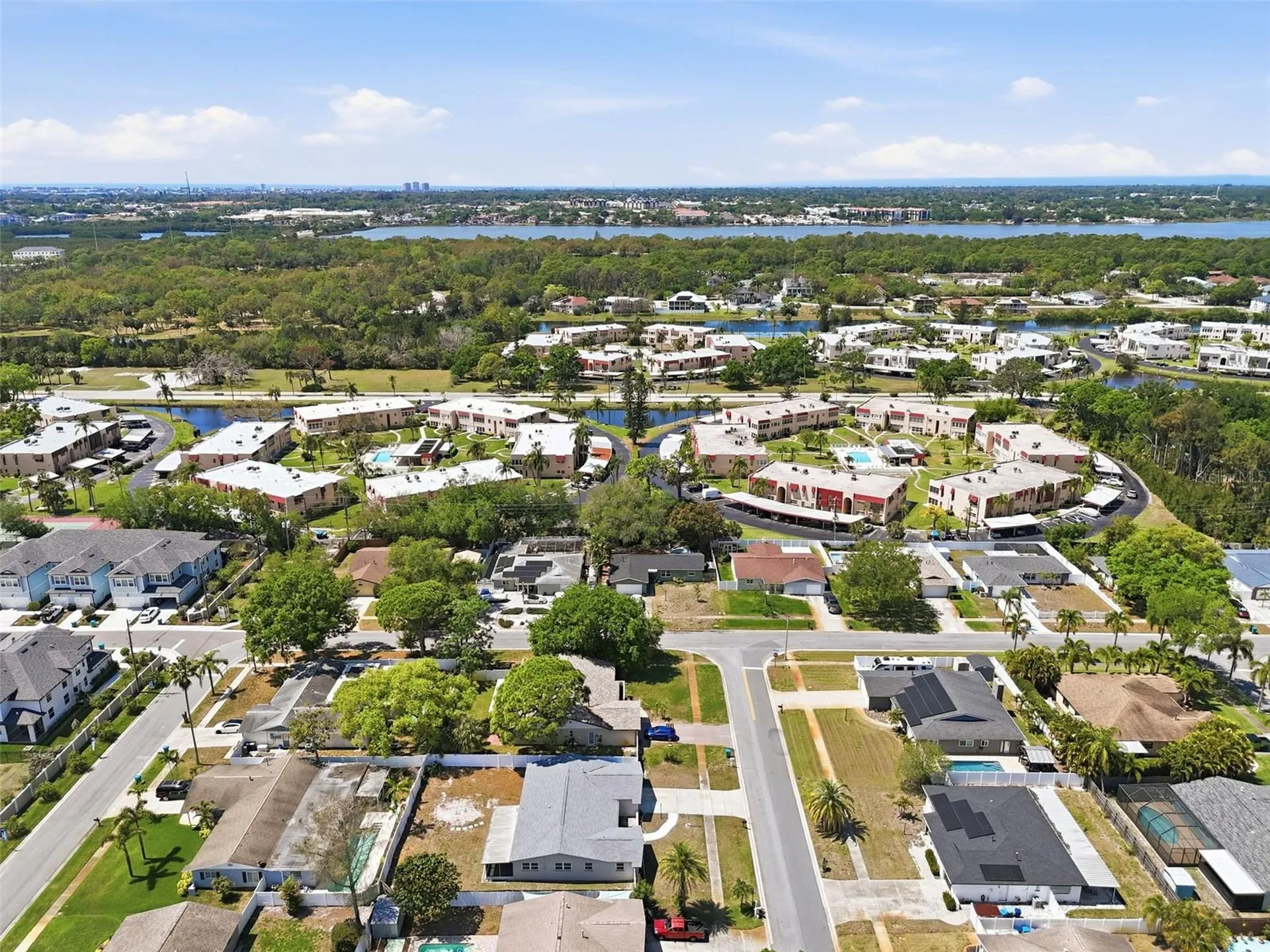 9278 78th Place Seminole FL 33777