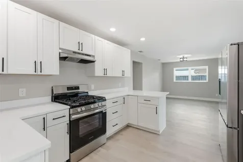 9278 78th Place Seminole FL 33777