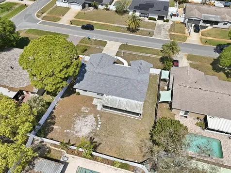 9278 78th Place Seminole FL 33777