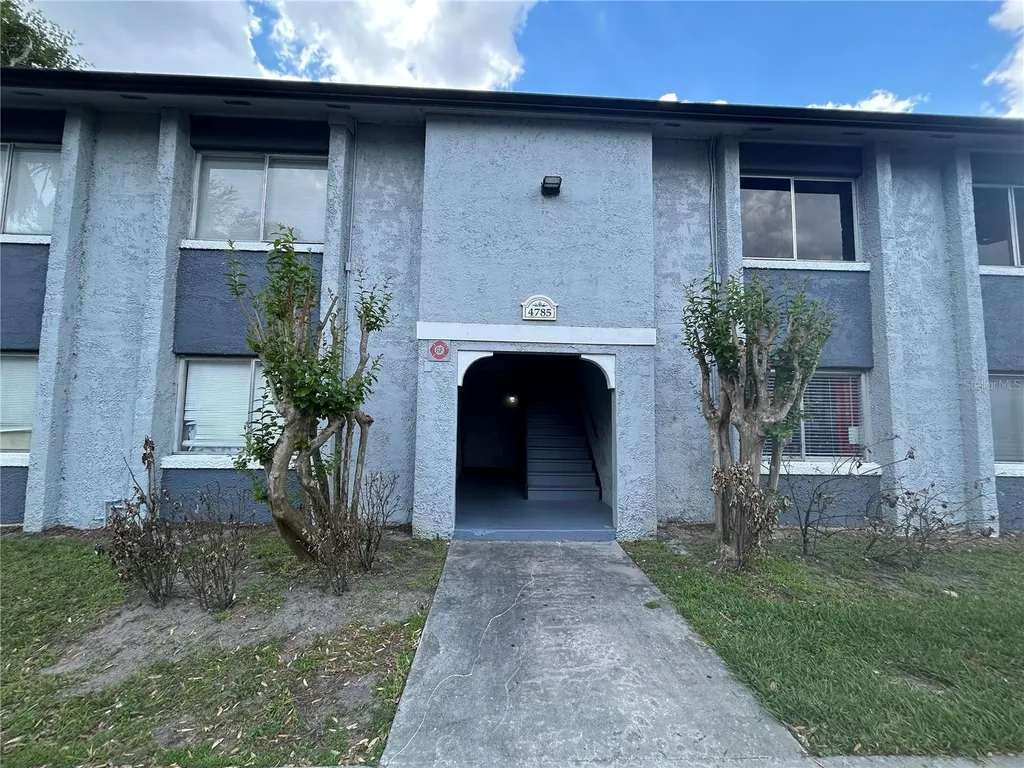 4785 S Texas Avenue Orlando FL 32839