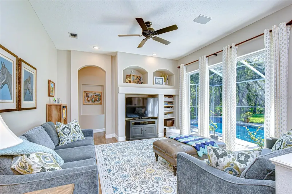 16918 Harrierridge Place Lithia FL 33547