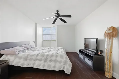 2333 Feather Sound Drive Clearwater FL 33762