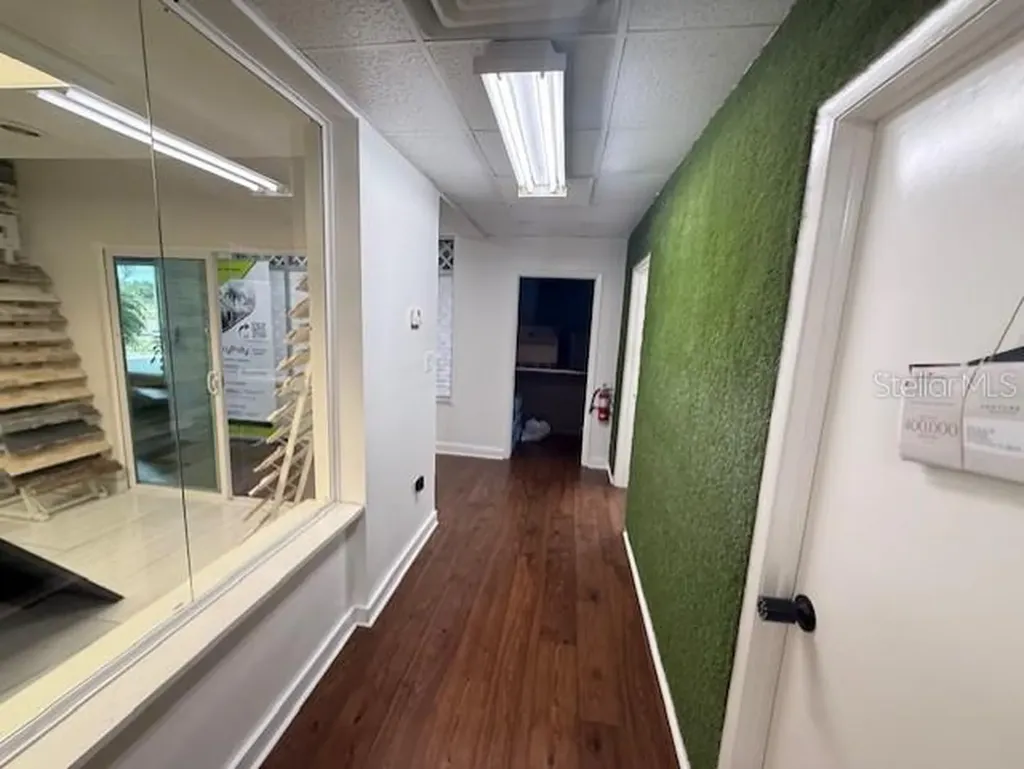 3852 L B Mcleod Road Orlando FL 32805