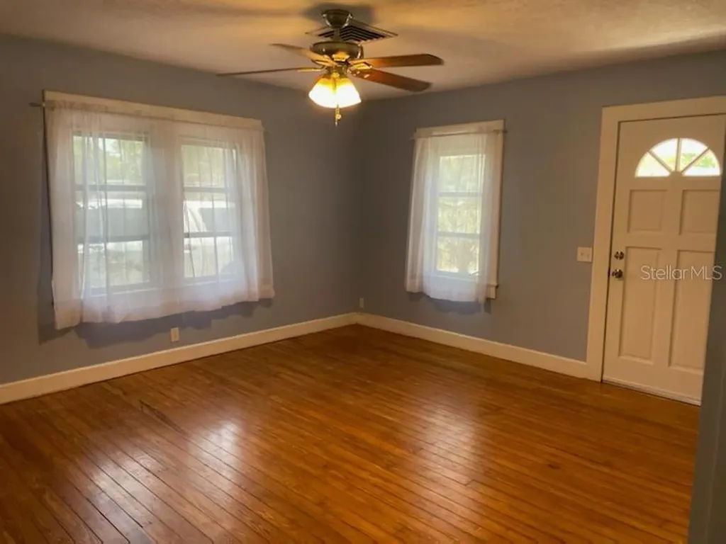 1290 Idlewild Drive Clearwater FL 33755