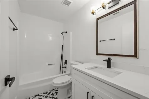 11218 Creekview Drive Riverview FL 33569