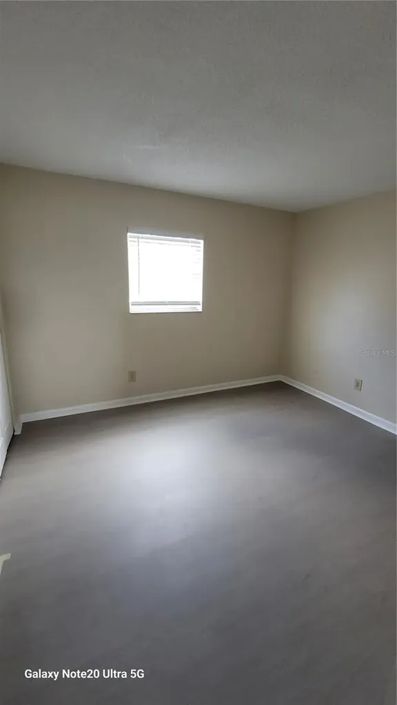 122 N Kings Avenue Brandon FL 33510