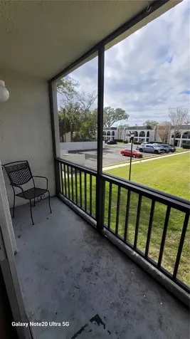 122 N Kings Avenue Brandon FL 33510