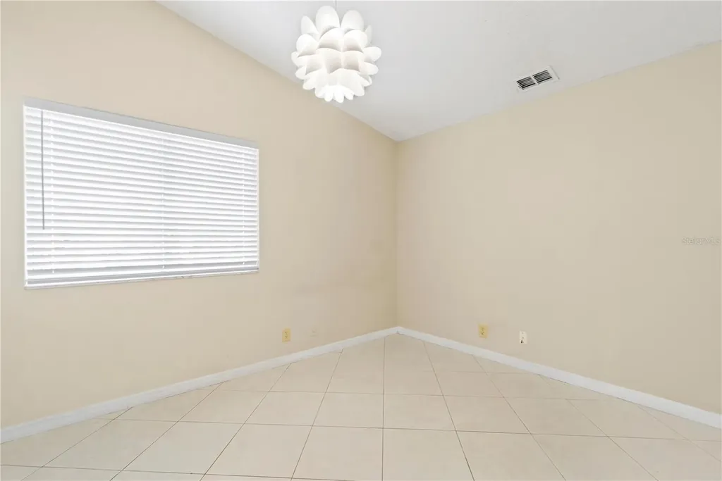 623 Red Oak Circle Altamonte Springs FL 32701