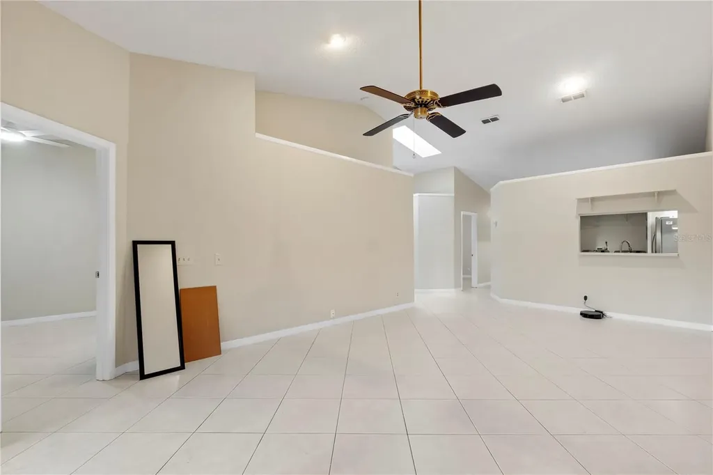 623 Red Oak Circle Altamonte Springs FL 32701