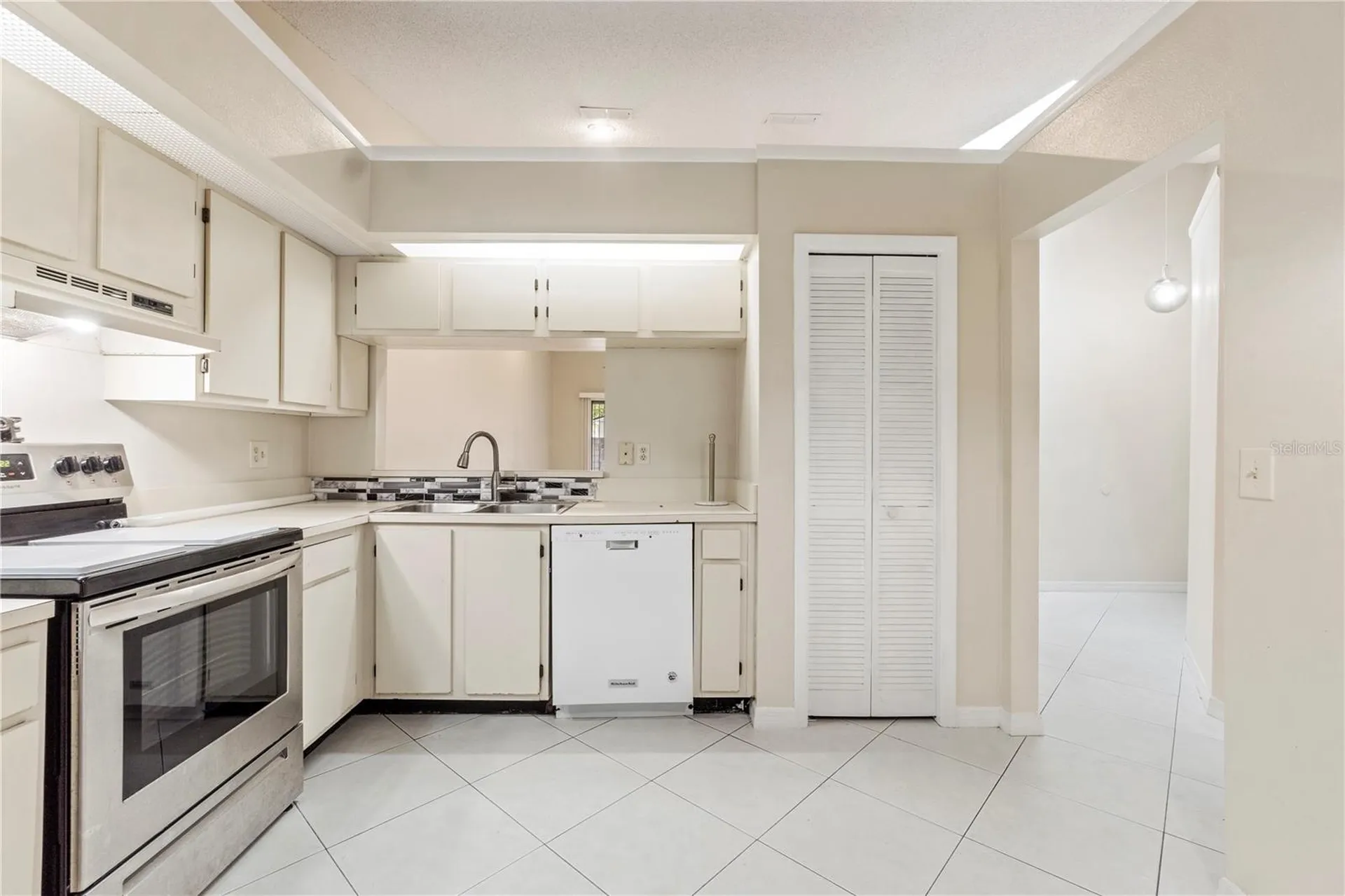 623 Red Oak Circle Altamonte Springs FL 32701