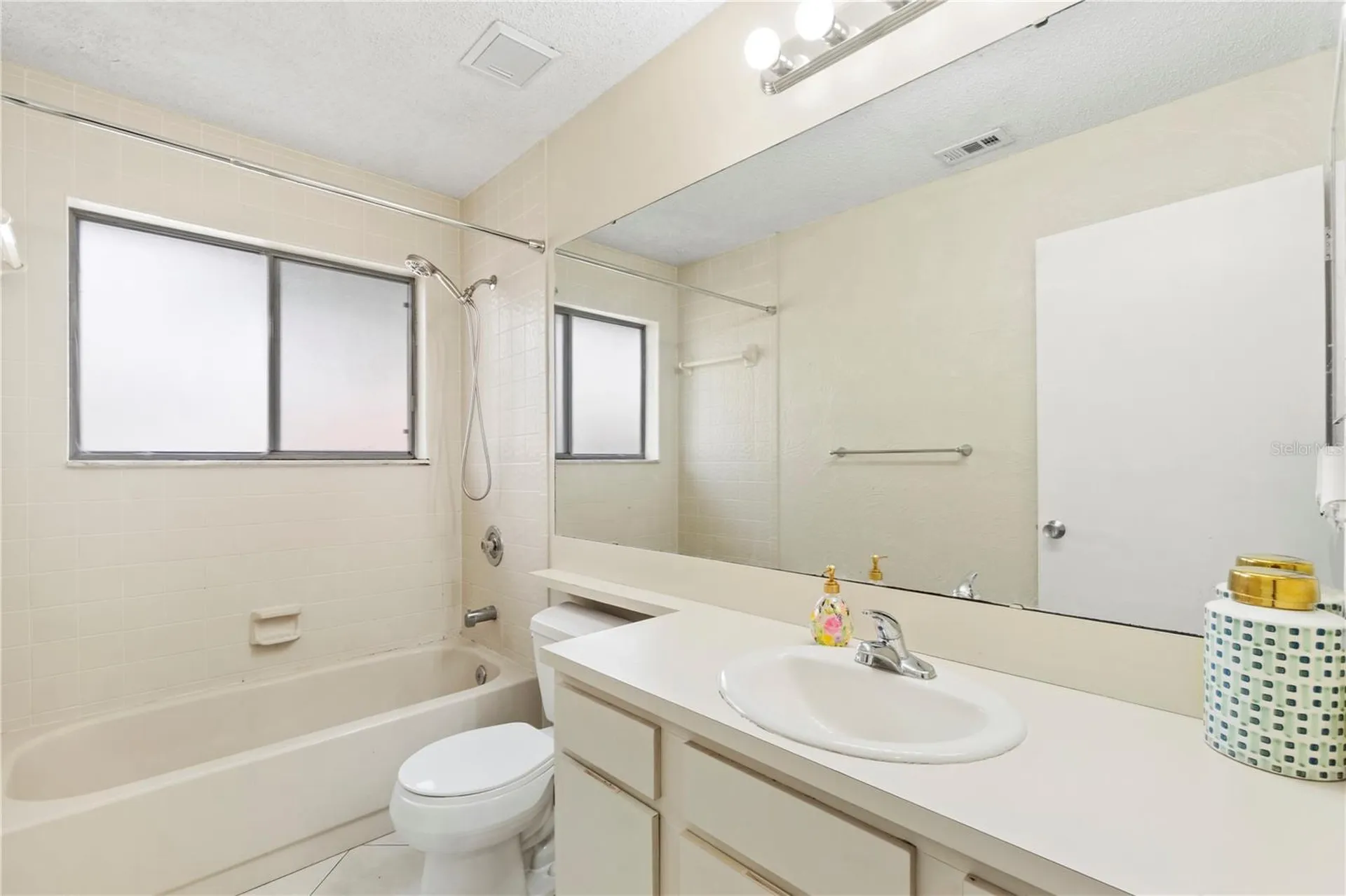 623 Red Oak Circle Altamonte Springs FL 32701