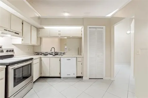 623 Red Oak Circle Altamonte Springs FL 32701