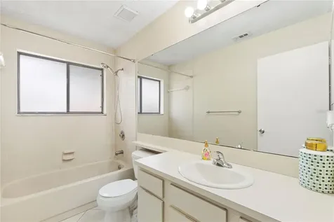 623 Red Oak Circle Altamonte Springs FL 32701