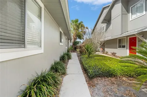 623 Red Oak Circle Altamonte Springs FL 32701
