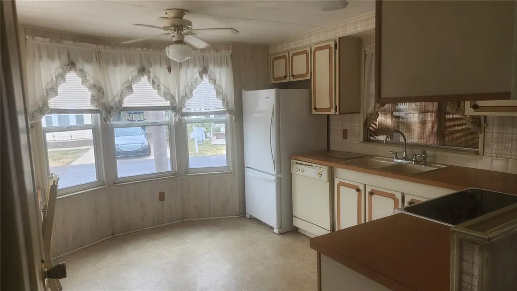157 N Fiji Circle Englewood FL 34223