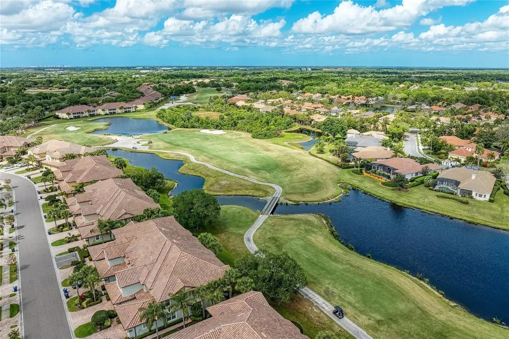8409 Miramar Way Lakewood Ranch FL 34202