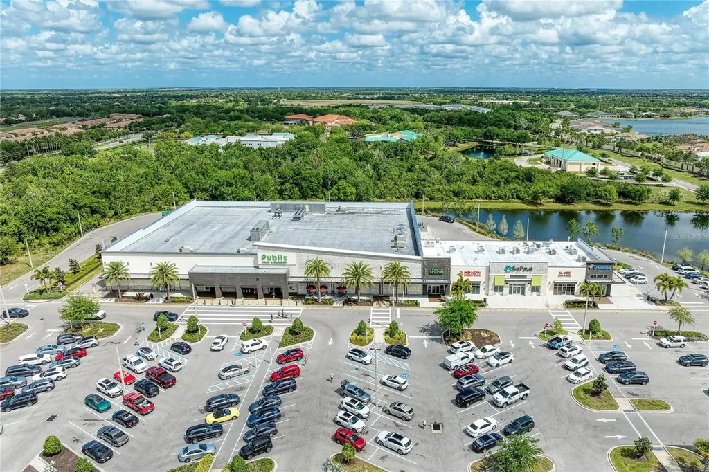 8409 Miramar Way Lakewood Ranch FL 34202