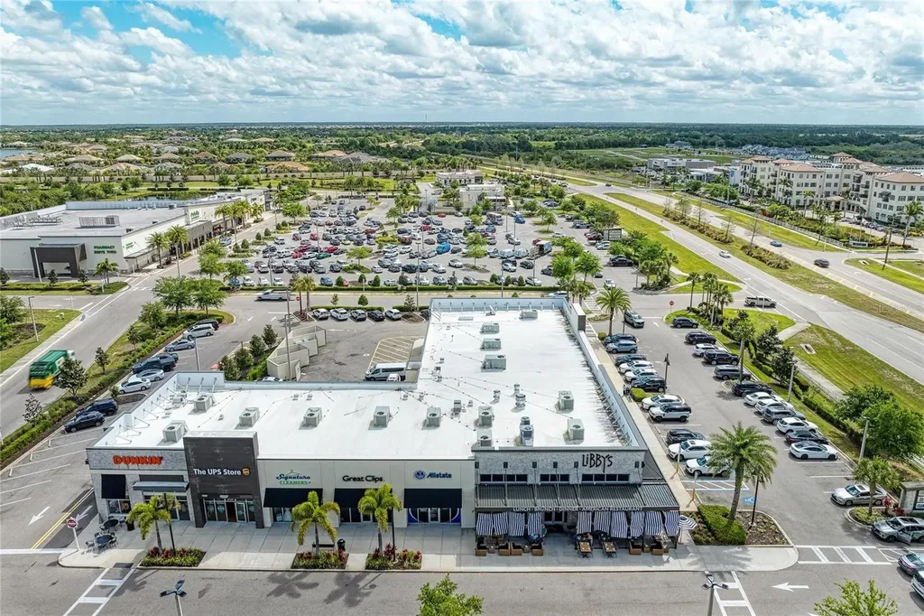 8409 Miramar Way Lakewood Ranch FL 34202