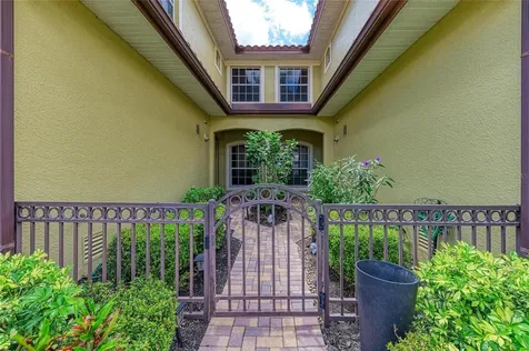 8409 Miramar Way Lakewood Ranch FL 34202