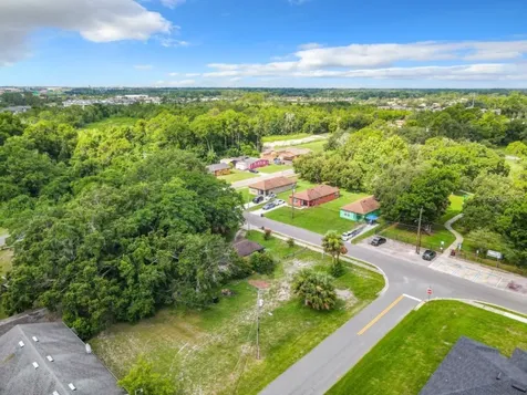 939 Moton Avenue Sanford FL 32771