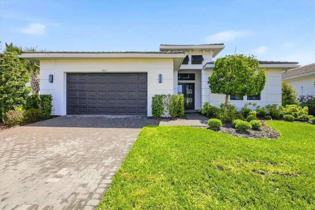 9221 Bernini Place Sarasota FL 34240