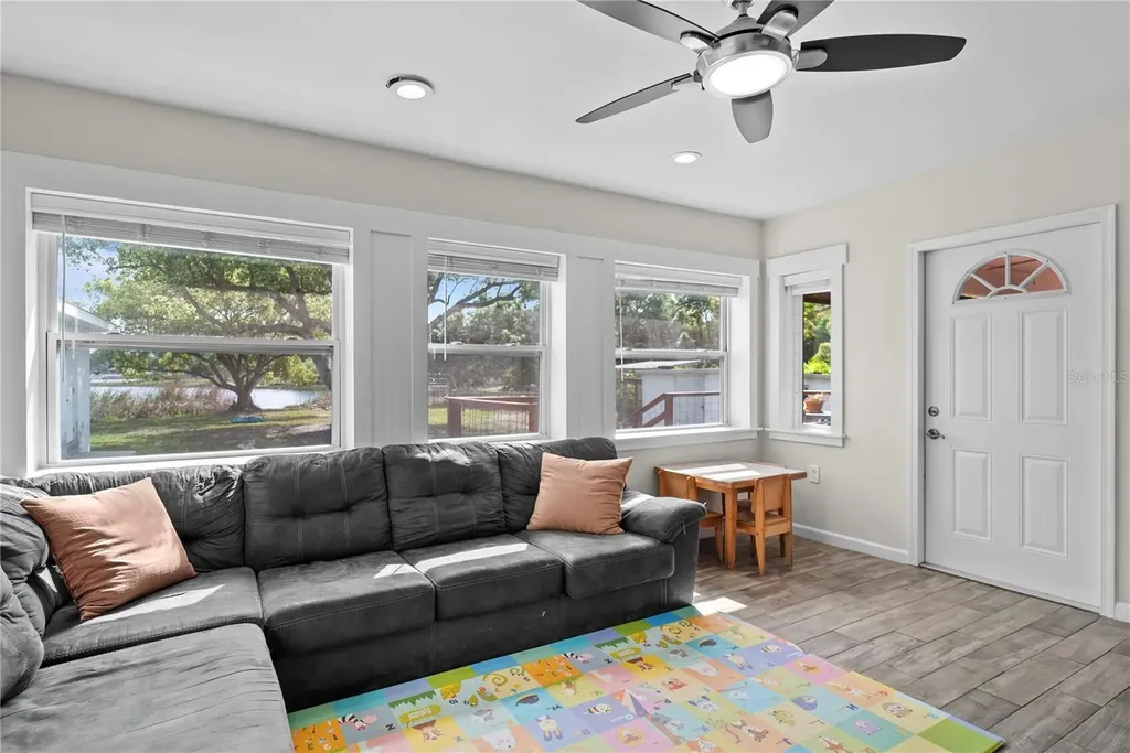 3177 Dawley Avenue Orlando FL 32806