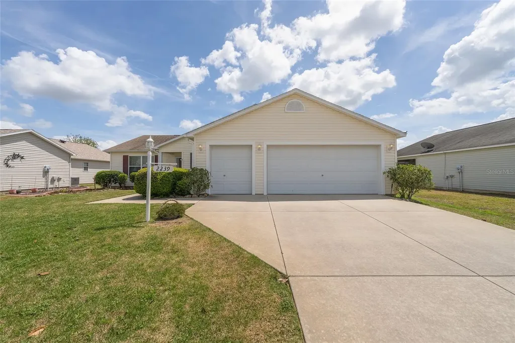 2239 Baldwin Run The Villages FL 32162