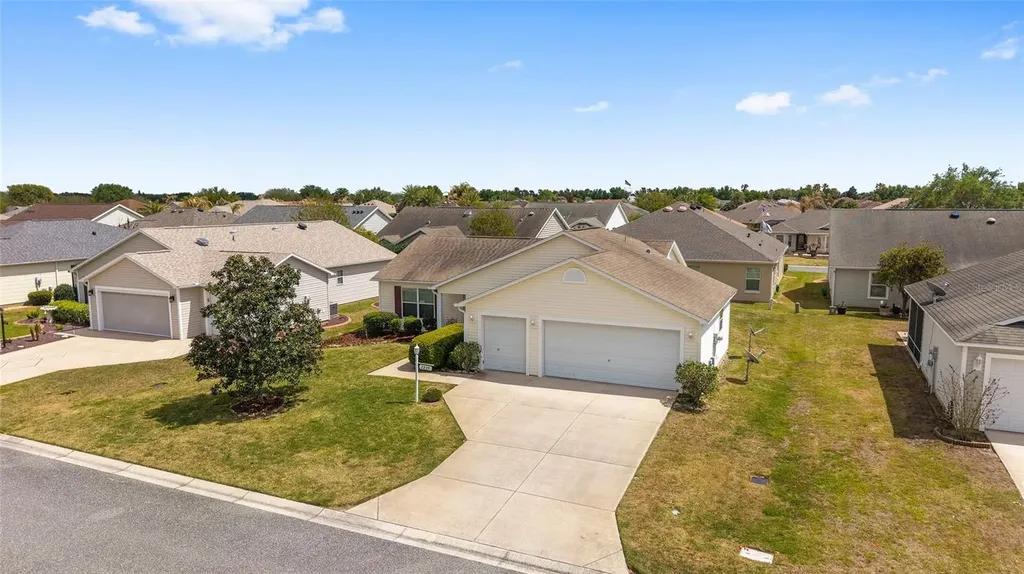 2239 Baldwin Run The Villages FL 32162
