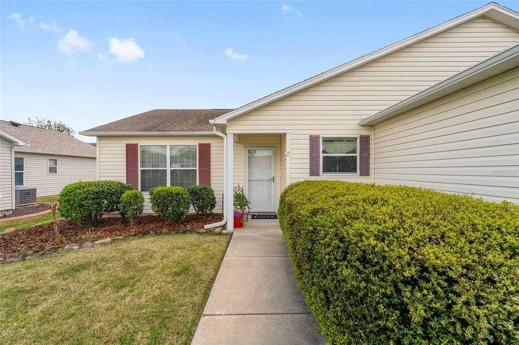 2239 Baldwin Run The Villages FL 32162