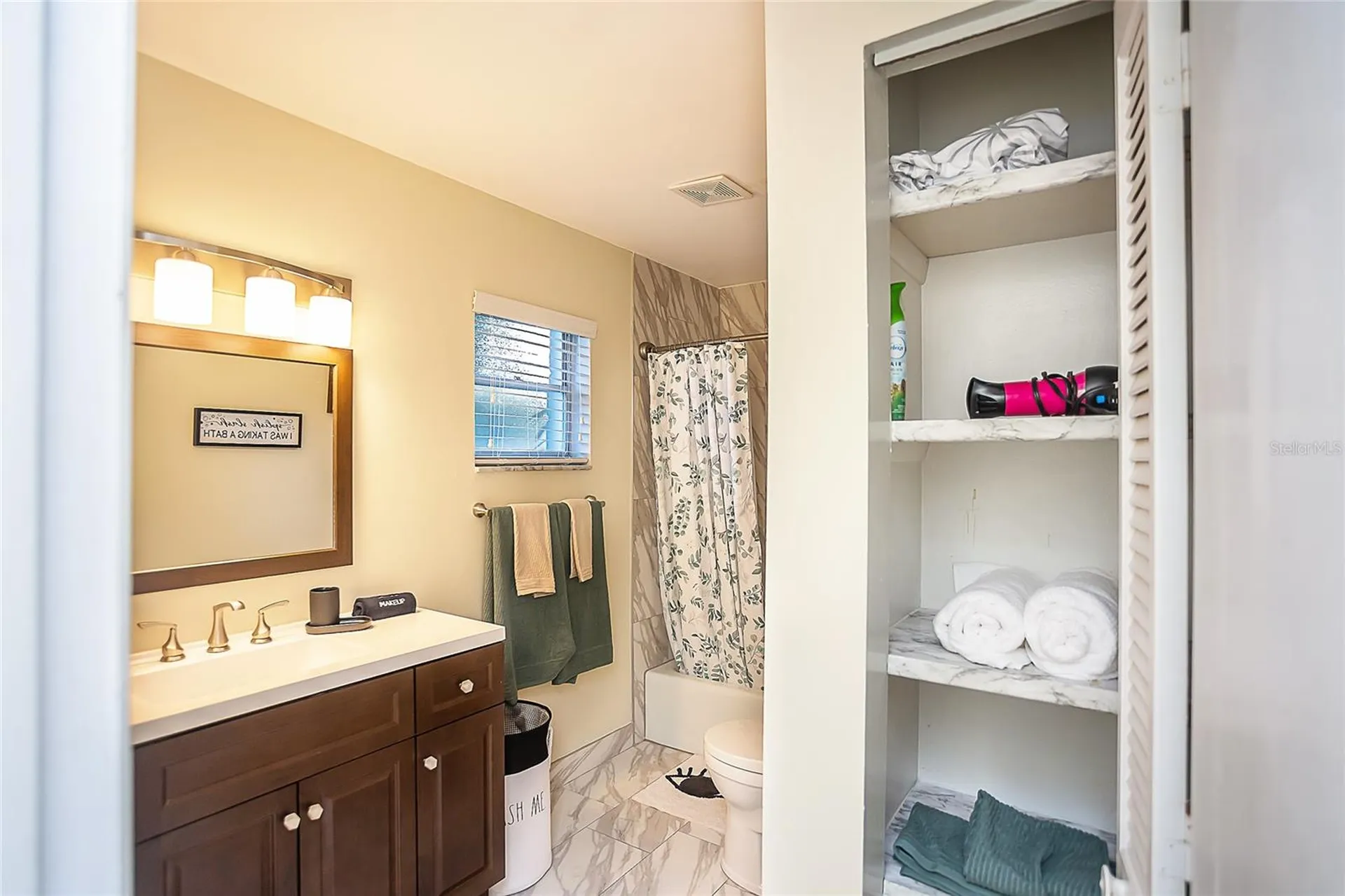 734 NW 38th Street Gainesville FL 32607