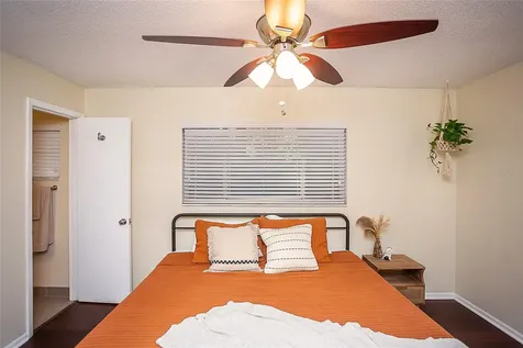 734 NW 38th Street Gainesville FL 32607