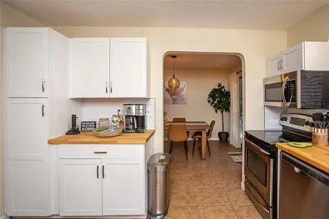 734 NW 38th Street Gainesville FL 32607