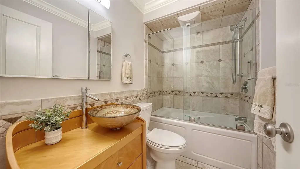 9538 Azure Cove Bradenton FL 34210