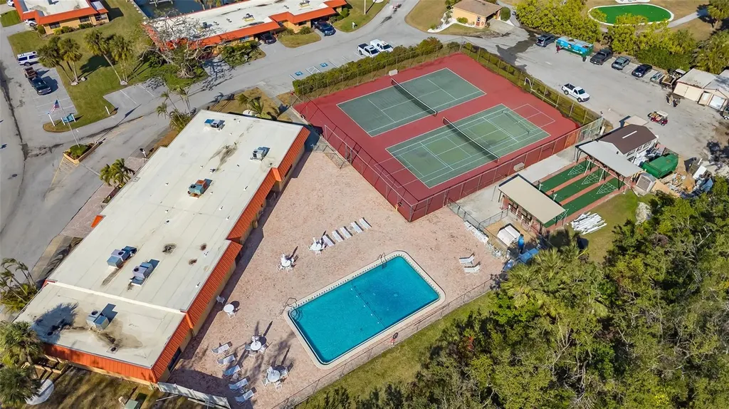 9538 Azure Cove Bradenton FL 34210