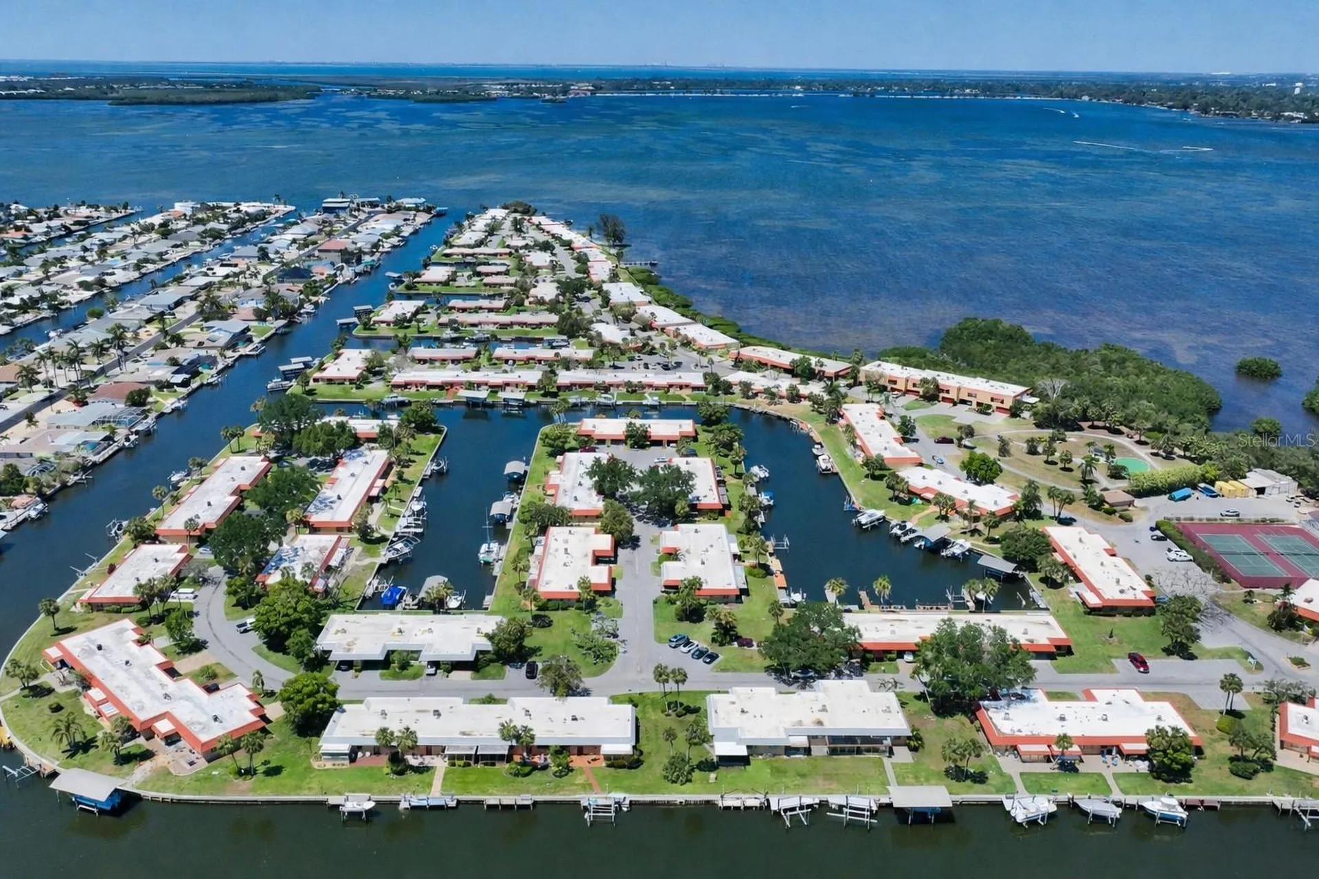 9538 Azure Cove Bradenton FL 34210