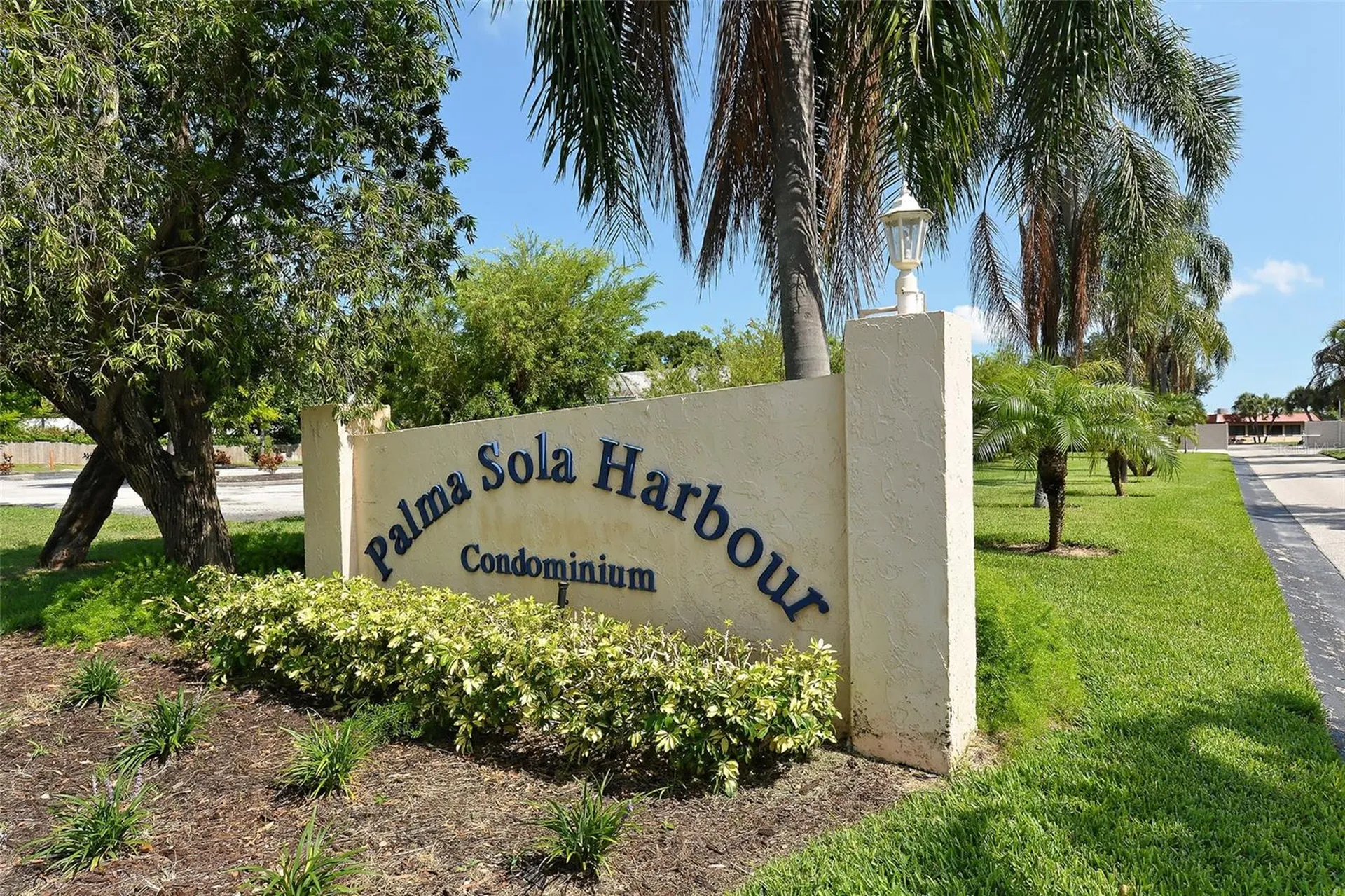 9538 Azure Cove Bradenton FL 34210