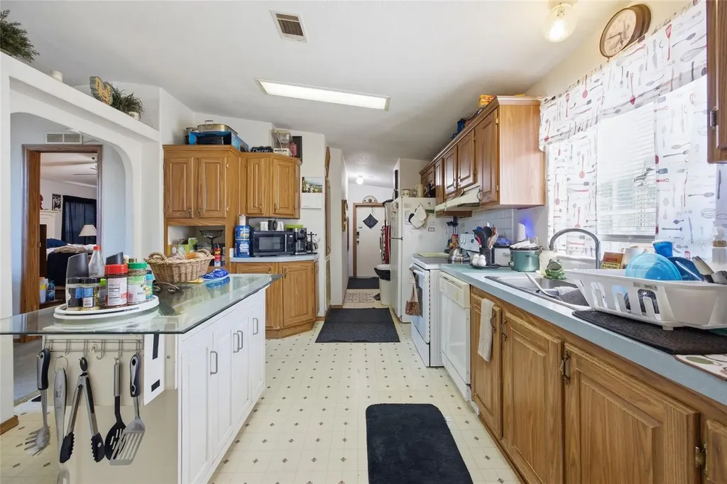13841 NE Jacksonville Road Citra FL 32113