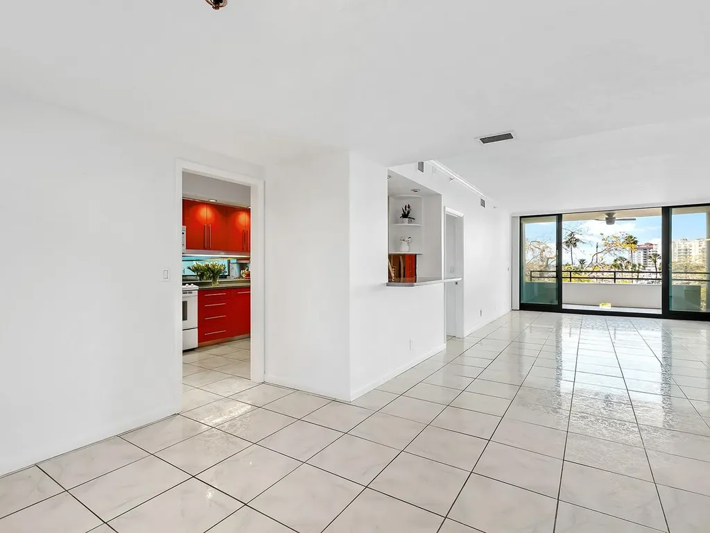 1255 N Gulfstream Avenue Sarasota FL 34236
