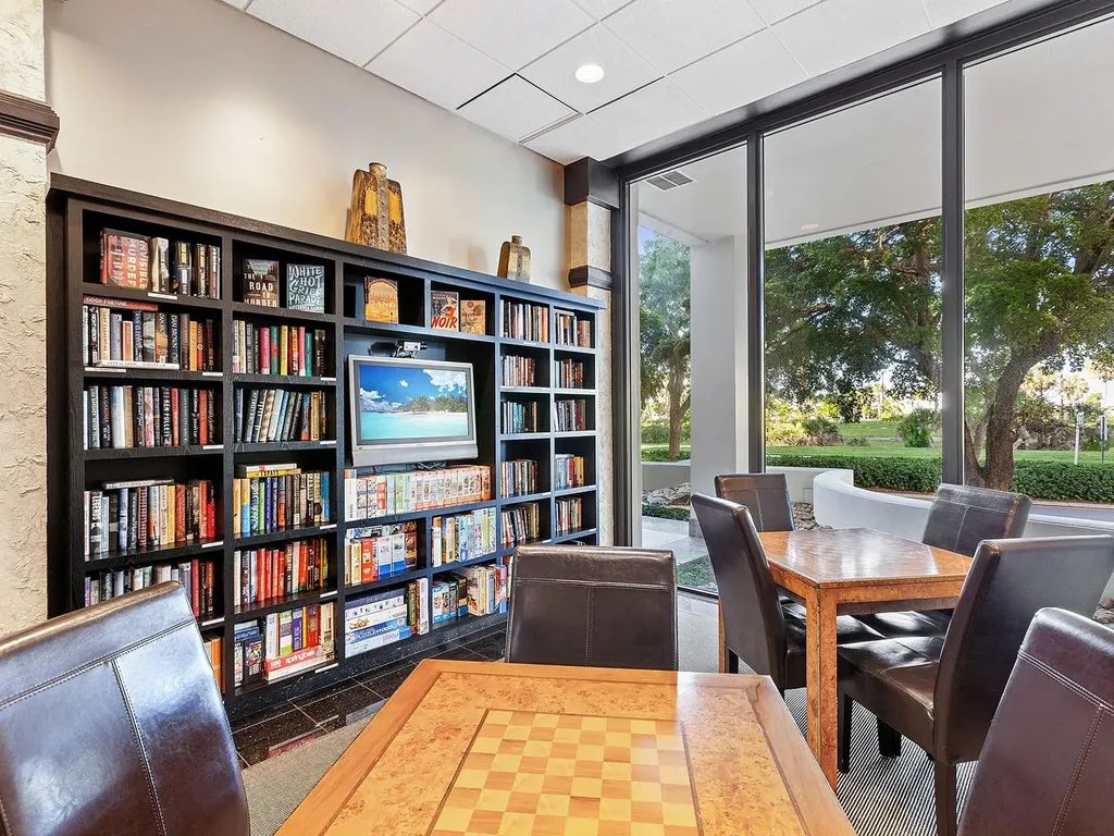 1255 N Gulfstream Avenue Sarasota FL 34236