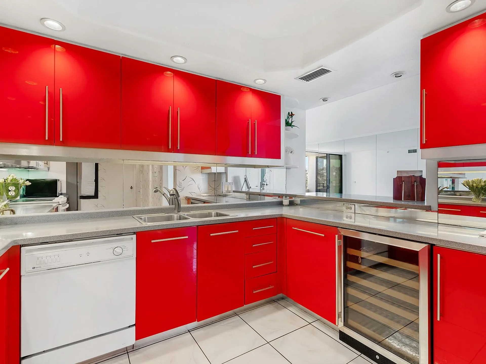 1255 N Gulfstream Avenue Sarasota FL 34236