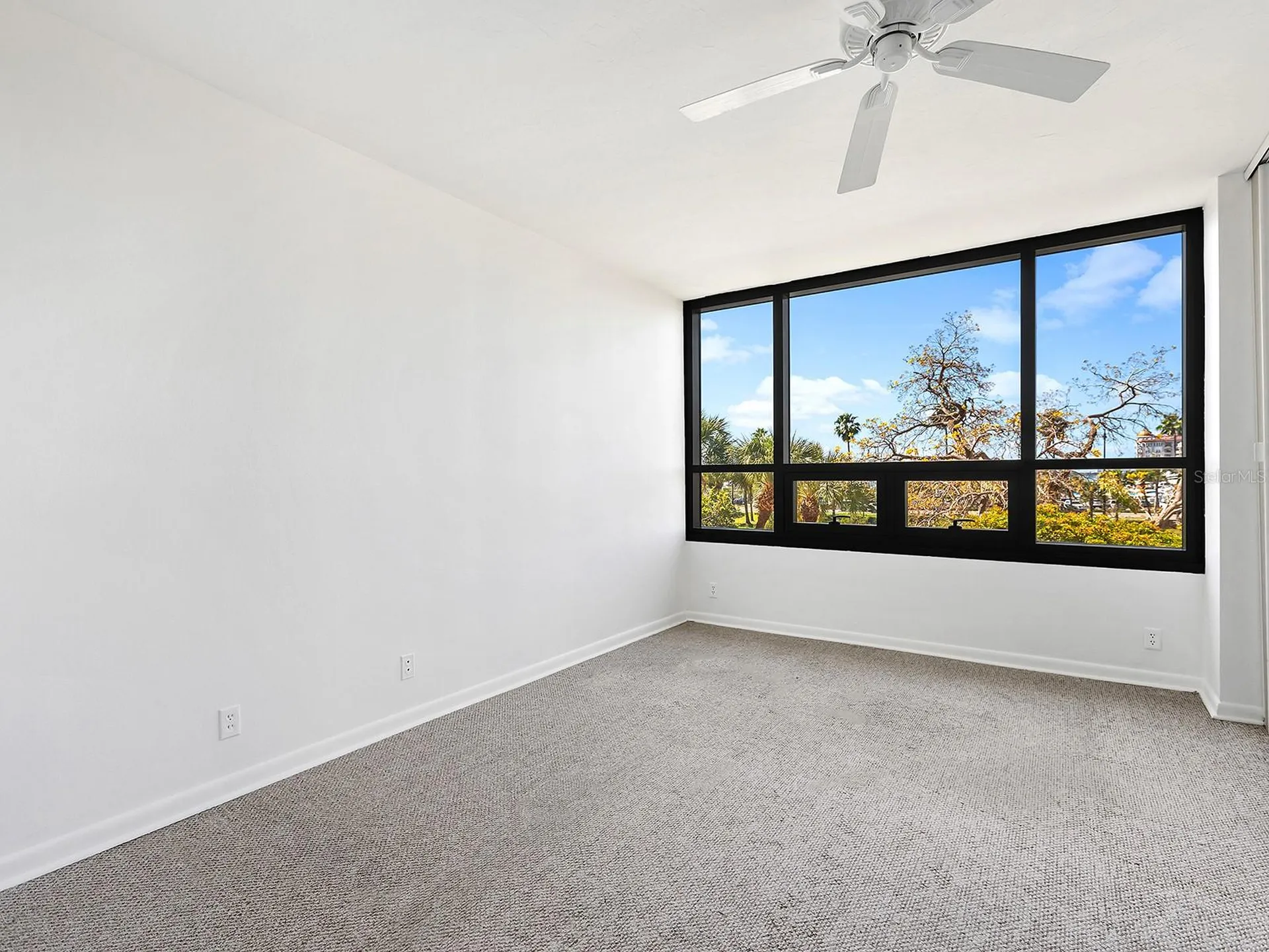 1255 N Gulfstream Avenue Sarasota FL 34236